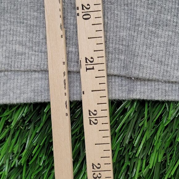 Disney Minnie-Mouse Sweatshirt Womens Medium 19x22 Gray - Picture 9 of 13